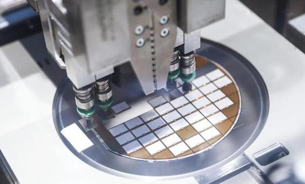 ?LINEAR電池備用IC